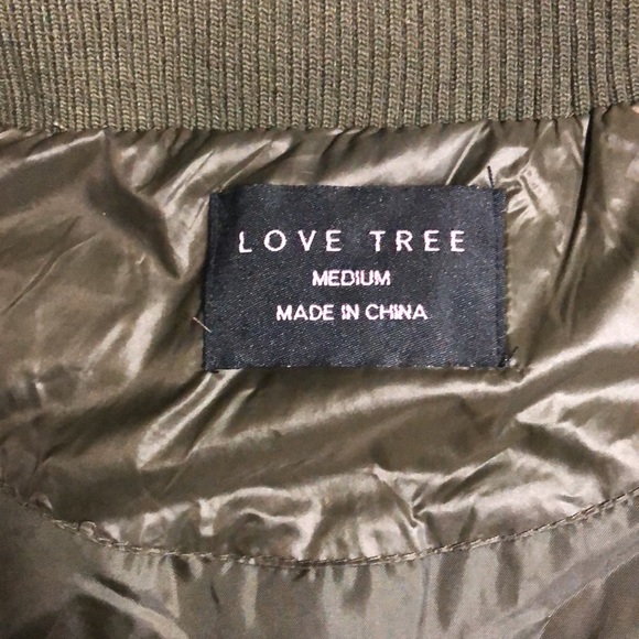 Vest - Picture 2 of 4